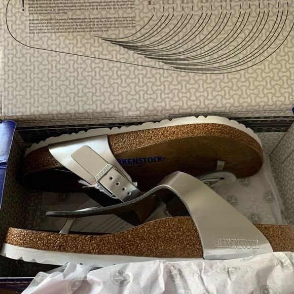 Birkenstock | Gizeh Sandals - Picture 6 of 12